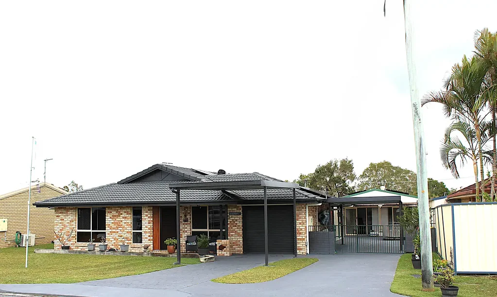 Tin Can Bay 4ਬੈੱਡਰੂਮ RENOVATED + POOL + GRANNY FLAT, IT IS A BEAUTY, AT THE BAY