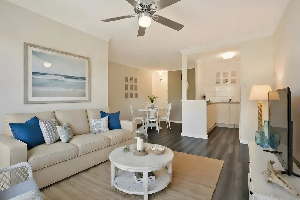 Surfers Paradise 2ห้องนอน Renovated Ground-Floor Retreat in the Heart of Surfers Paradise