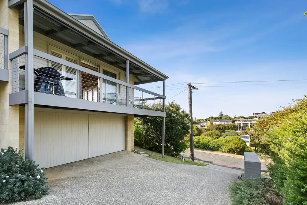 Stylish Coastal Townhouse | Furnished | Old Grove