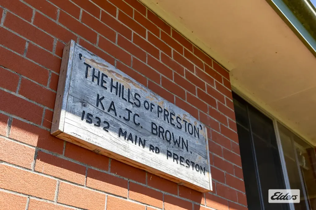 Preston  HILLS OF PRESTON - 38 HECTARES (95 acres)