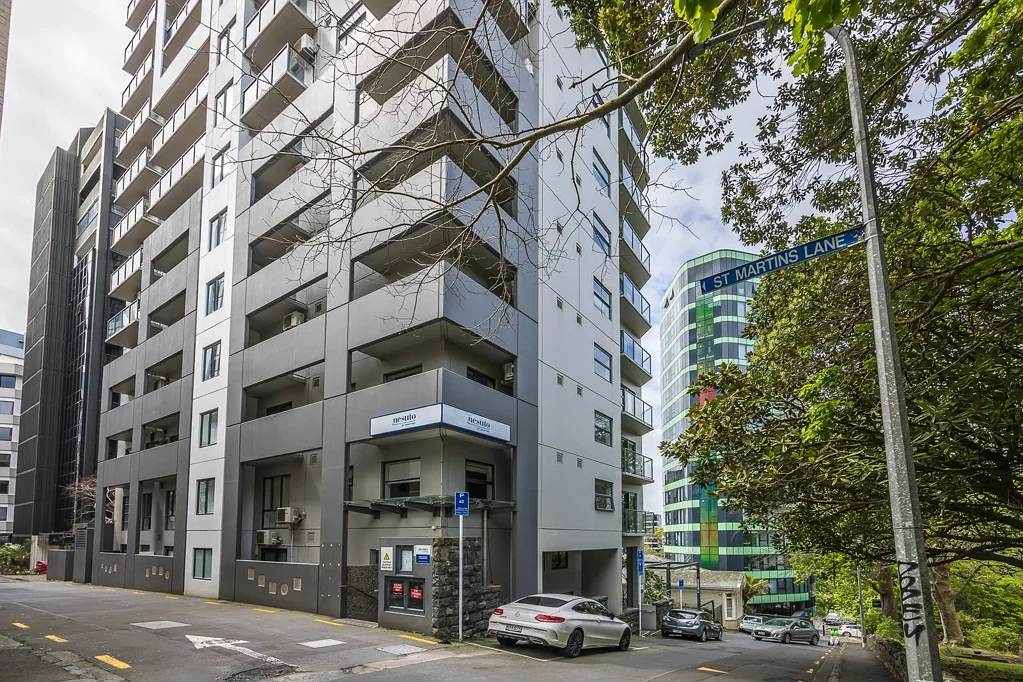 Grafton 1房  Rare opportunity at St Martins Apartment Building!