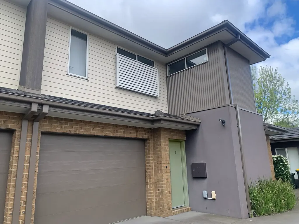 Modern 2-Bedroom Townhouse - Prime Reservoir Location