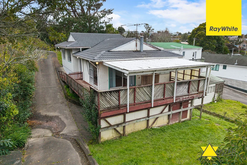 Beautiful Family Home in Blockhouse Bay