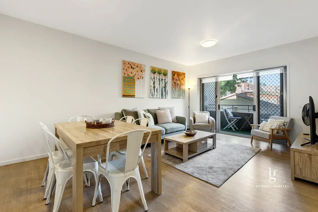 North Melbourne 2Zimmer Sensational City-fringe Lifestyle - Ready for moving in straight away