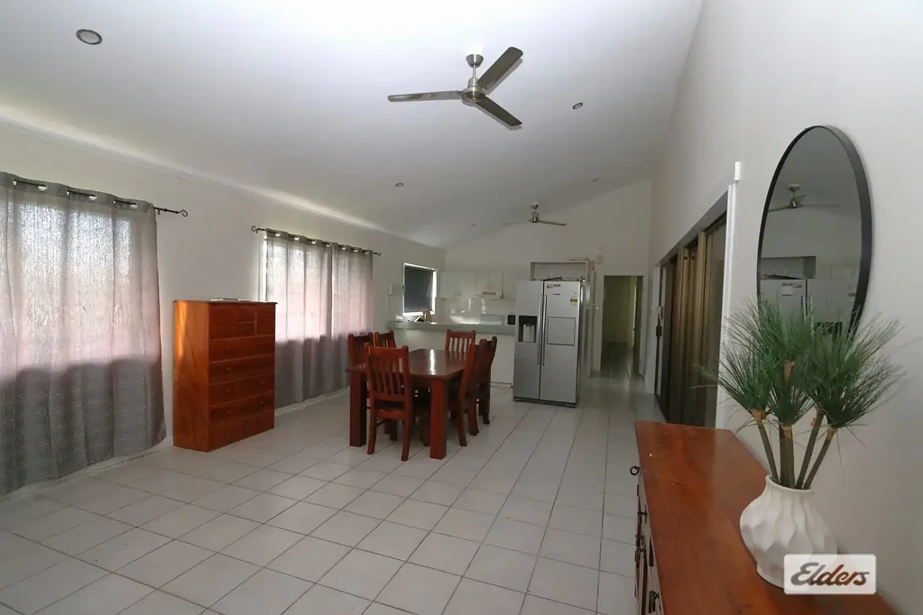 FULLY FURNISHED!!