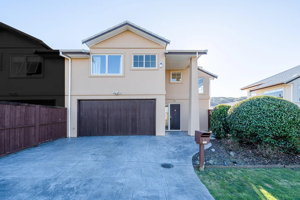Churton Park 3部屋 Sunny Living in Sought-After Churton Park