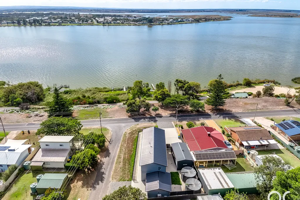 31 Captain Sturt Parade, Hindmarsh Island, SA 5214