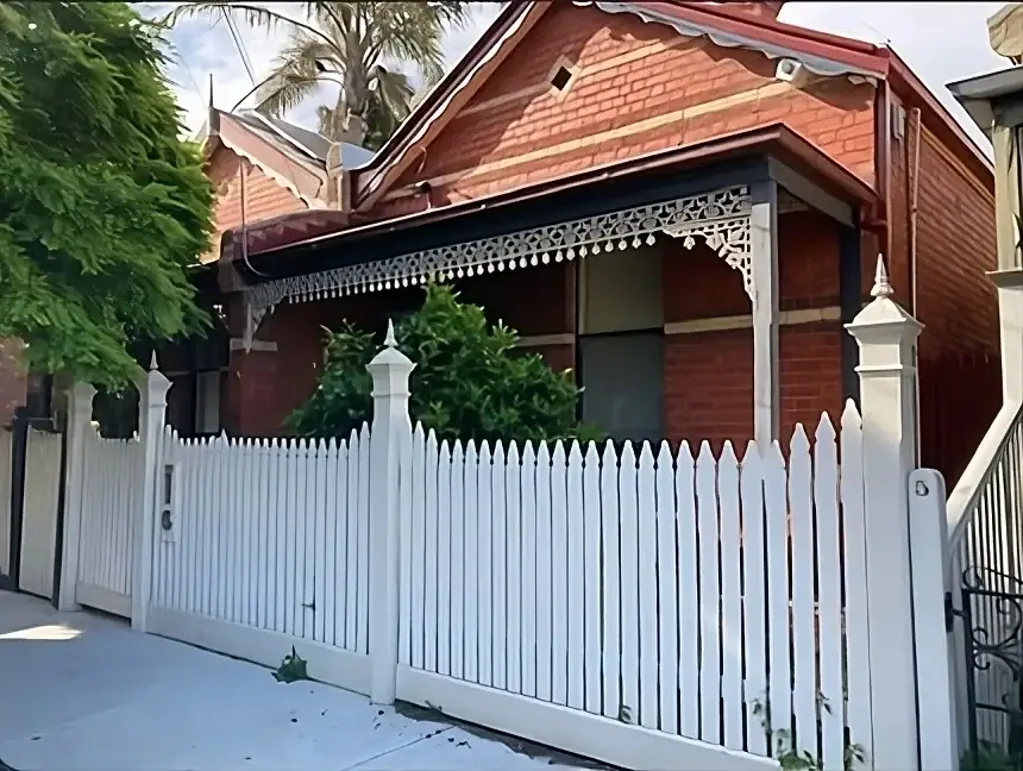 Contemporary Comfort Close to Everything