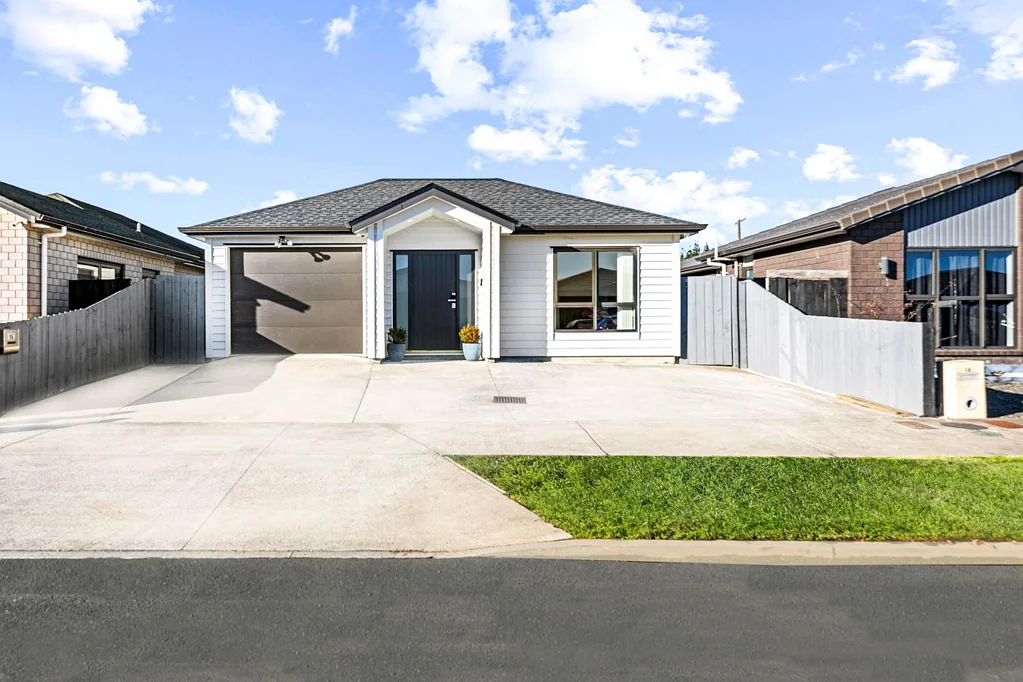 16 Survila Street, Takanini, Papakura, Auckland