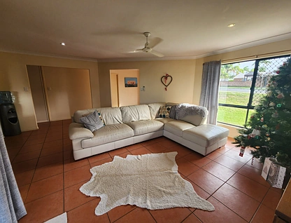 77 Hampton Drive, Tannum Sands, Fitzroy, 4 rūma, 2 rūma horoi, House