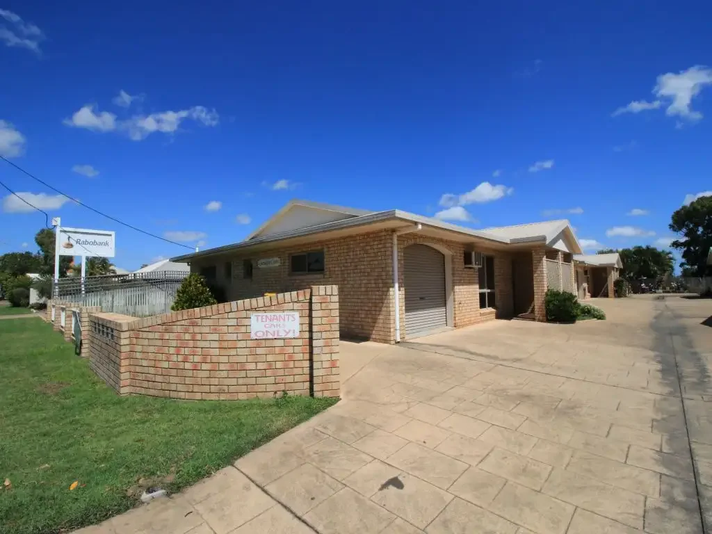 Small Complex Of Units, Very Close To Town