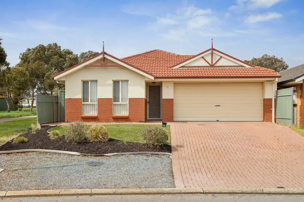 Blakeview 4房  Blakeview Beauty: 4 Bedrooms, 2 Living Areas