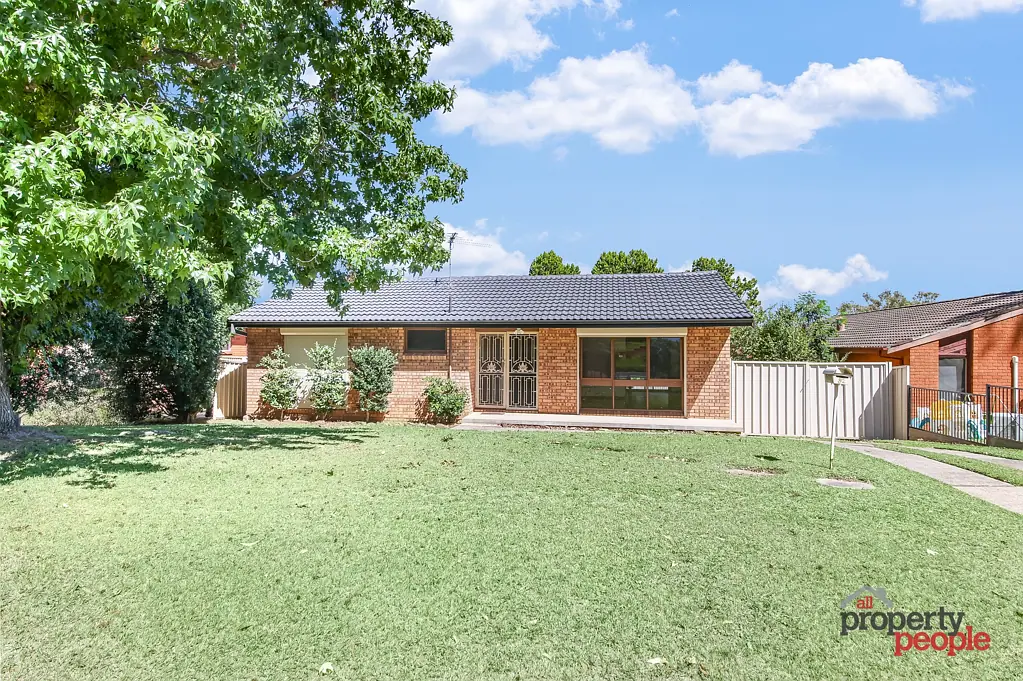 92 Longhurst Road, Minto, NSW 2566
