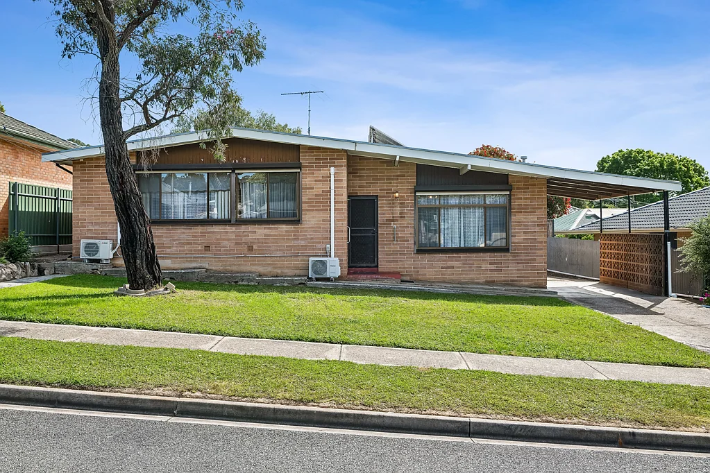 8 Argyll Crescent, Redwood Park, SA 5097