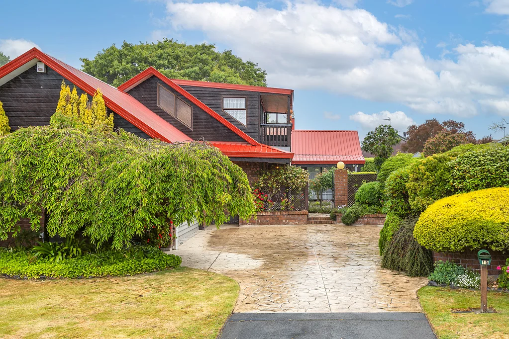 Burwood 4બેડરૂમ A Spacious Family Haven