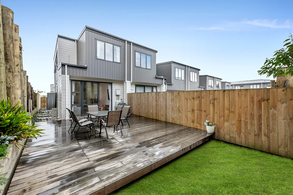 16 Stroom Street, Flat Bush, Manukau City, Auckland
