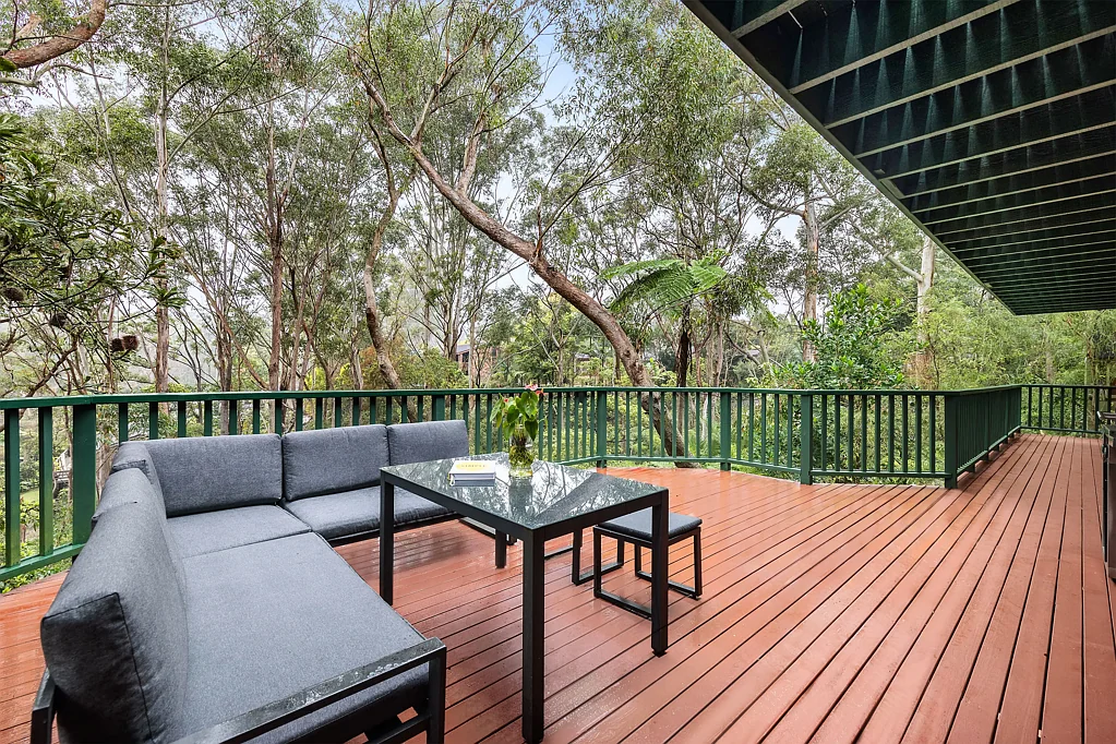 Westleigh 4બેડરૂમ Thoughtfully curated family oasis with spectacular bushland views