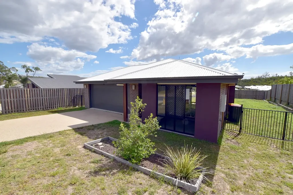 QUALITY HOME IN POPULAR RIVERSTONE RISE