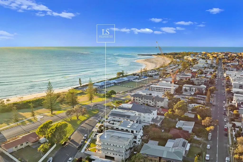 Kingscliff 2房  Beachside Bliss with Ocean Views – Ground-Floor Coastal Living