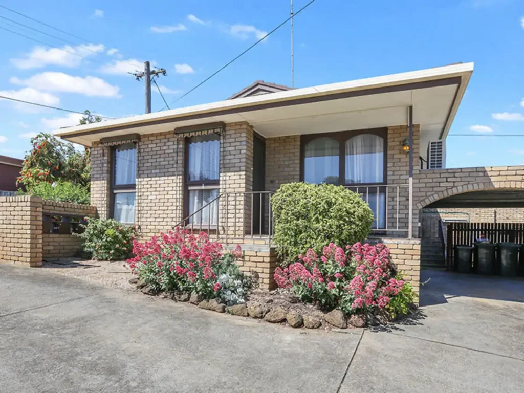 1/32 Elsvern Avenue, Belmont, VIC 3216