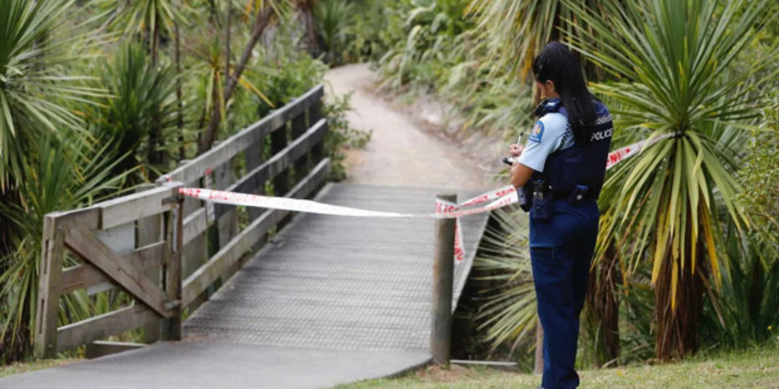 奥克兰中区惊现尸体！西区一人持枪被捕；留学行业再迎重创；政府又添一项疫情补贴！