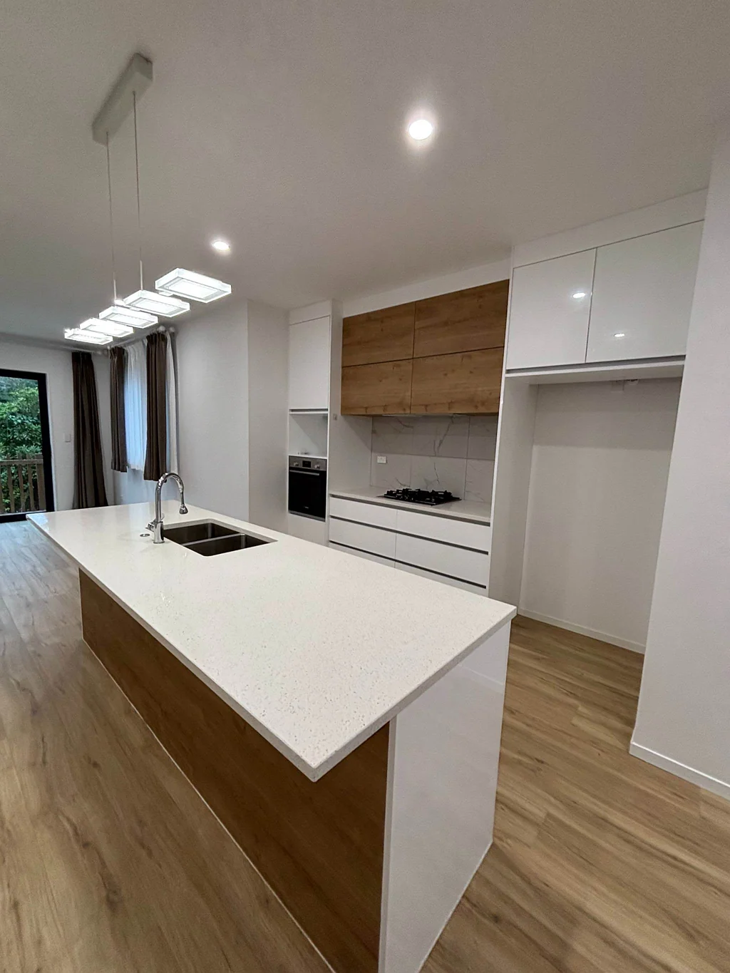 Townhouse-4 bedrooms