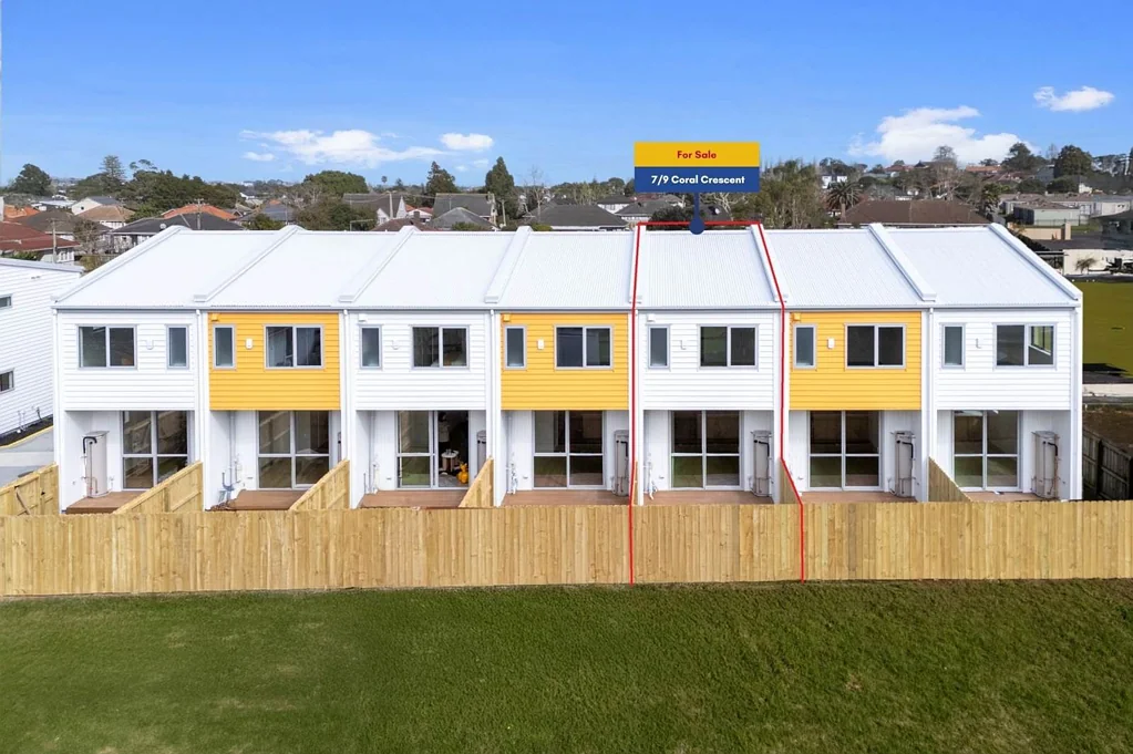 7/9 Coral Crescent, Panmure, Auckland City, Auckland