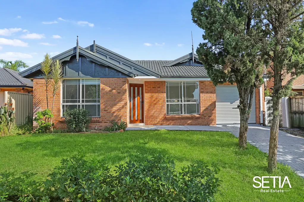 Glendenning 4غرفة نوم Park Facing, Renovated Family Home