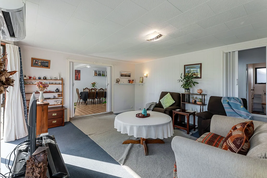 Paraparaumu 3ห้องนอน Freehold Living with Warmth & Style