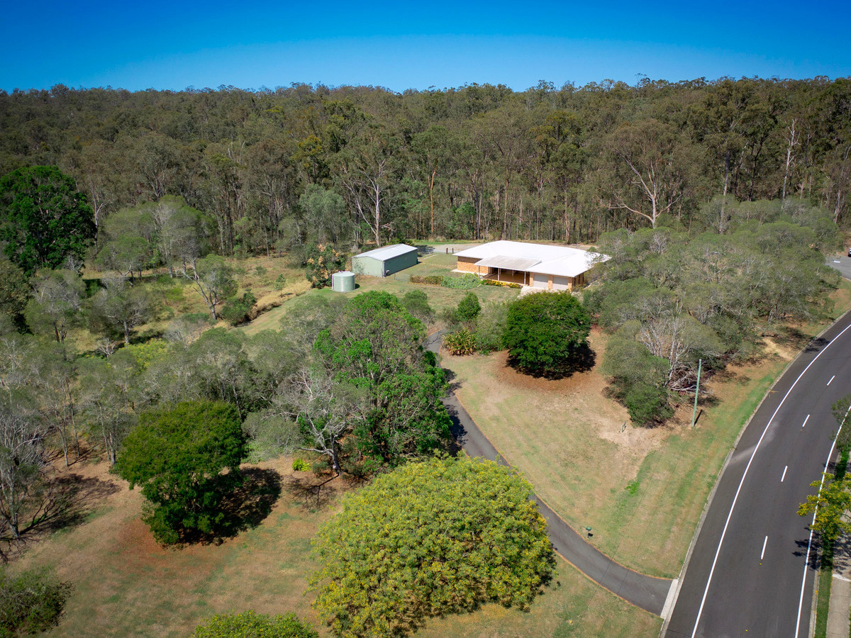 2 BLUE HILLS DR, BUNYA QLD 4055, 0 Schlafzimmer, 0 Badezimmer, House