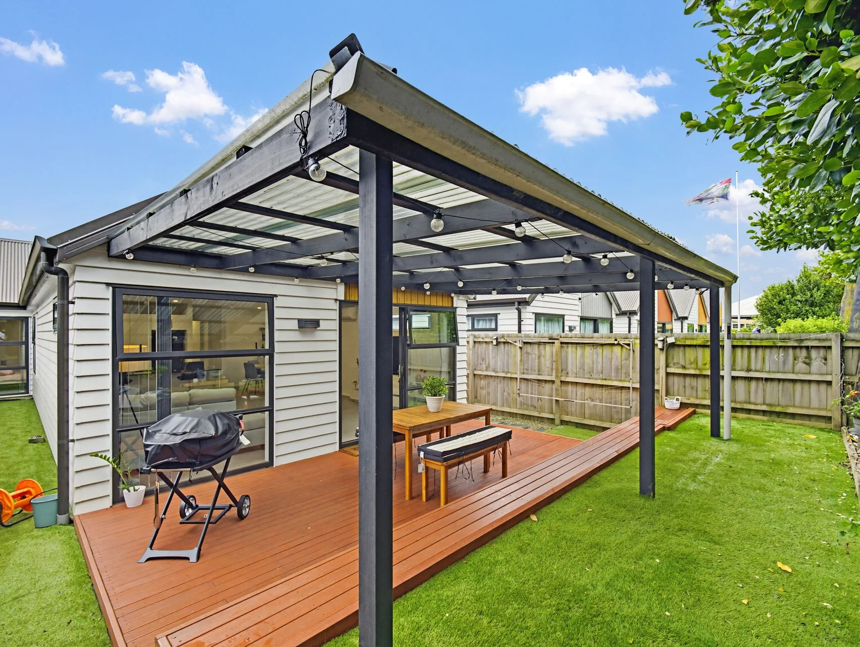 Papakura 3غرفة نوم Easy-Care Living in a Convenient Location-Freehold
