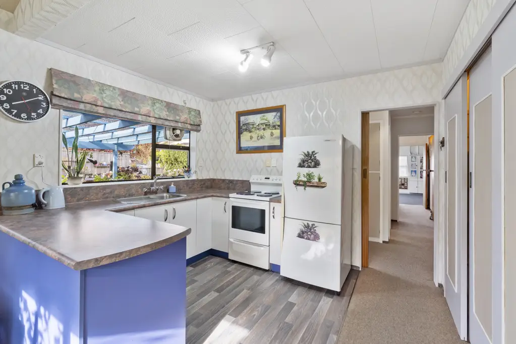 Otaki 2 Bedroom Character Filled, Low Maintenance, Great Location