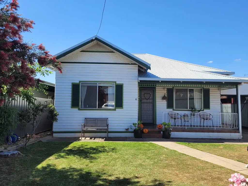 6 Salmon Street, Wagga Wagga, NSW 2650