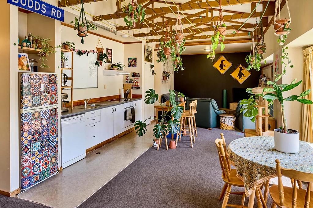 Wellington Central 3房  Cuba Street character apartments - BEO $150,000