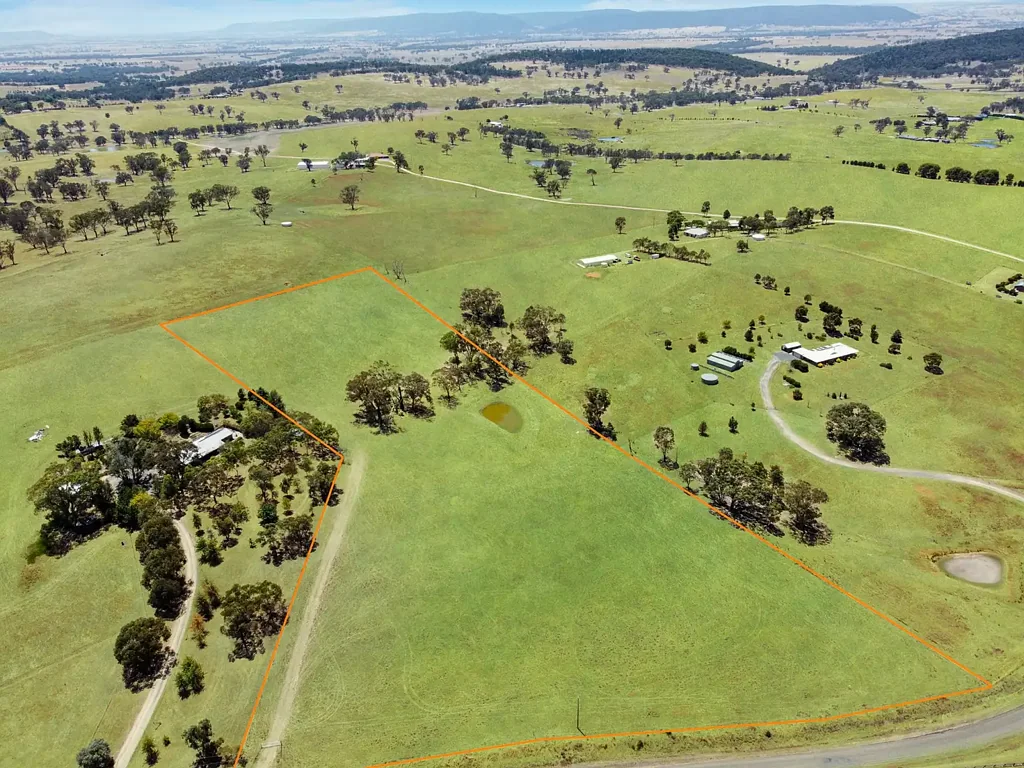 93 Donges Road, Young, NSW 2594