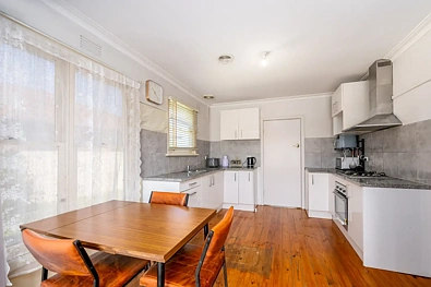 24 Mcdonald Street, Shepparton, VIC 3630, 2 રૂમ, 1 બાથરૂમ, House