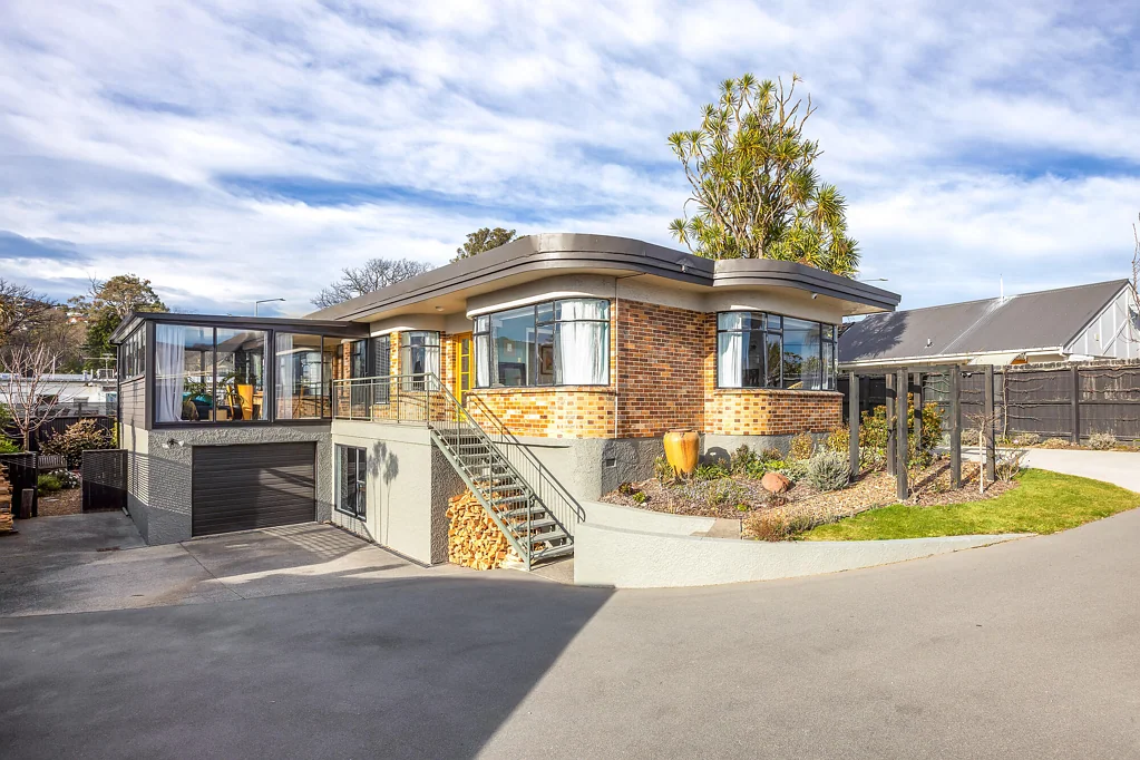 Hoon Hay 4Kwarto Art Deco Charm Meets Family Living