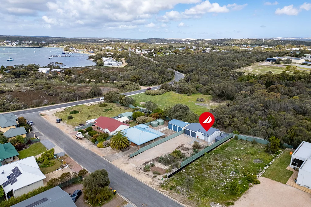 9 Endeavour Court, Coffin Bay, SA 5607