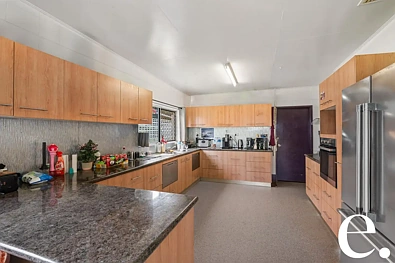 10 Hales Street, Mareeba, QLD 4880, 3房, 2浴, House