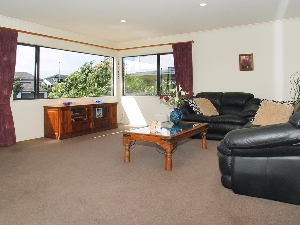 1 Saint Austell Close, Camborne, Porirua, 4 침실, 0 욕실