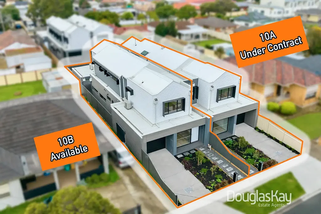 Sunshine North 4Phòng ngủ Brand New Luxury Of Incredible Proportions.