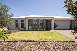 10 Upton Drive, Port Pirie