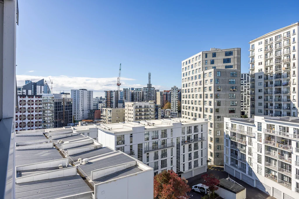 Auckland Central 1房  Bring Your Offer - Serious Vendor Wants This Sold!