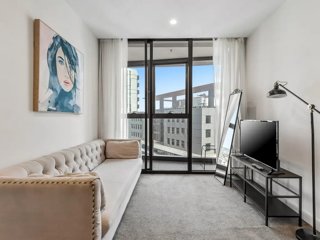 Fully Furnished 2 Bedrooms Apartment Stunning Bay View