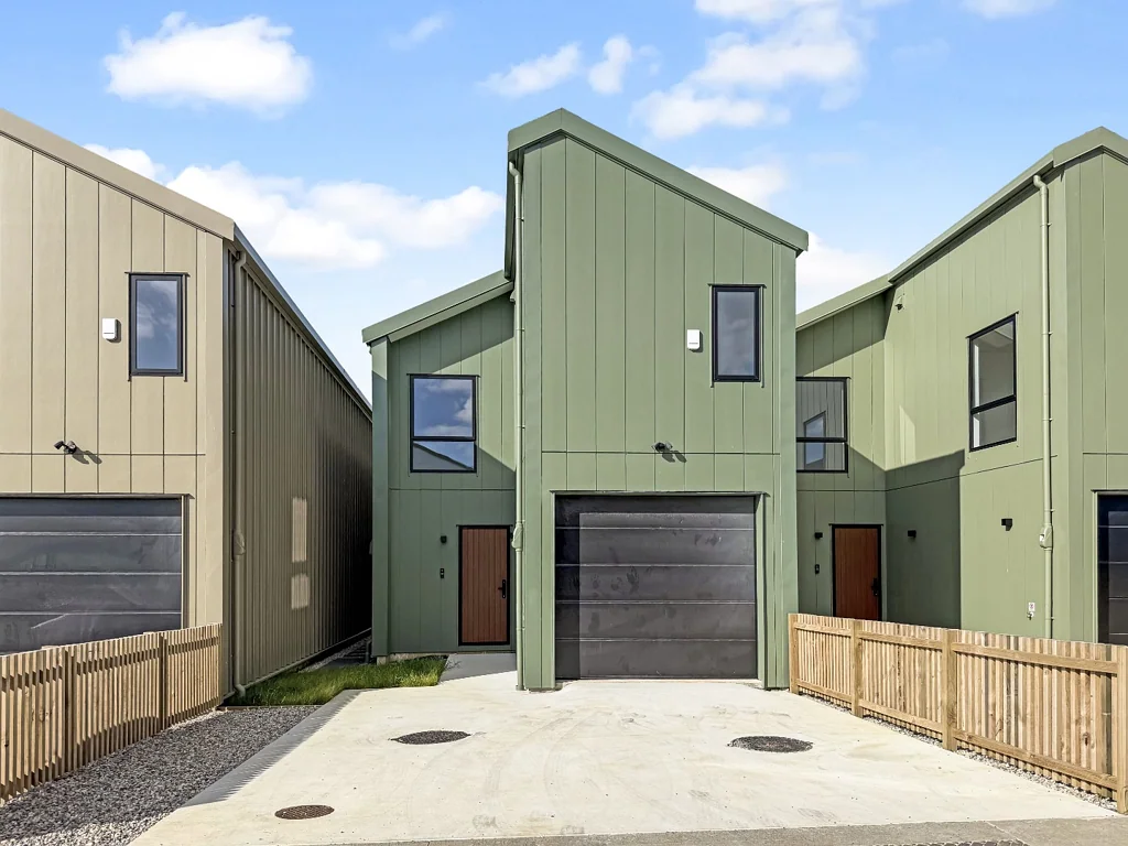 Spacious 4-Bedroom Family Home for Rent in Karaka