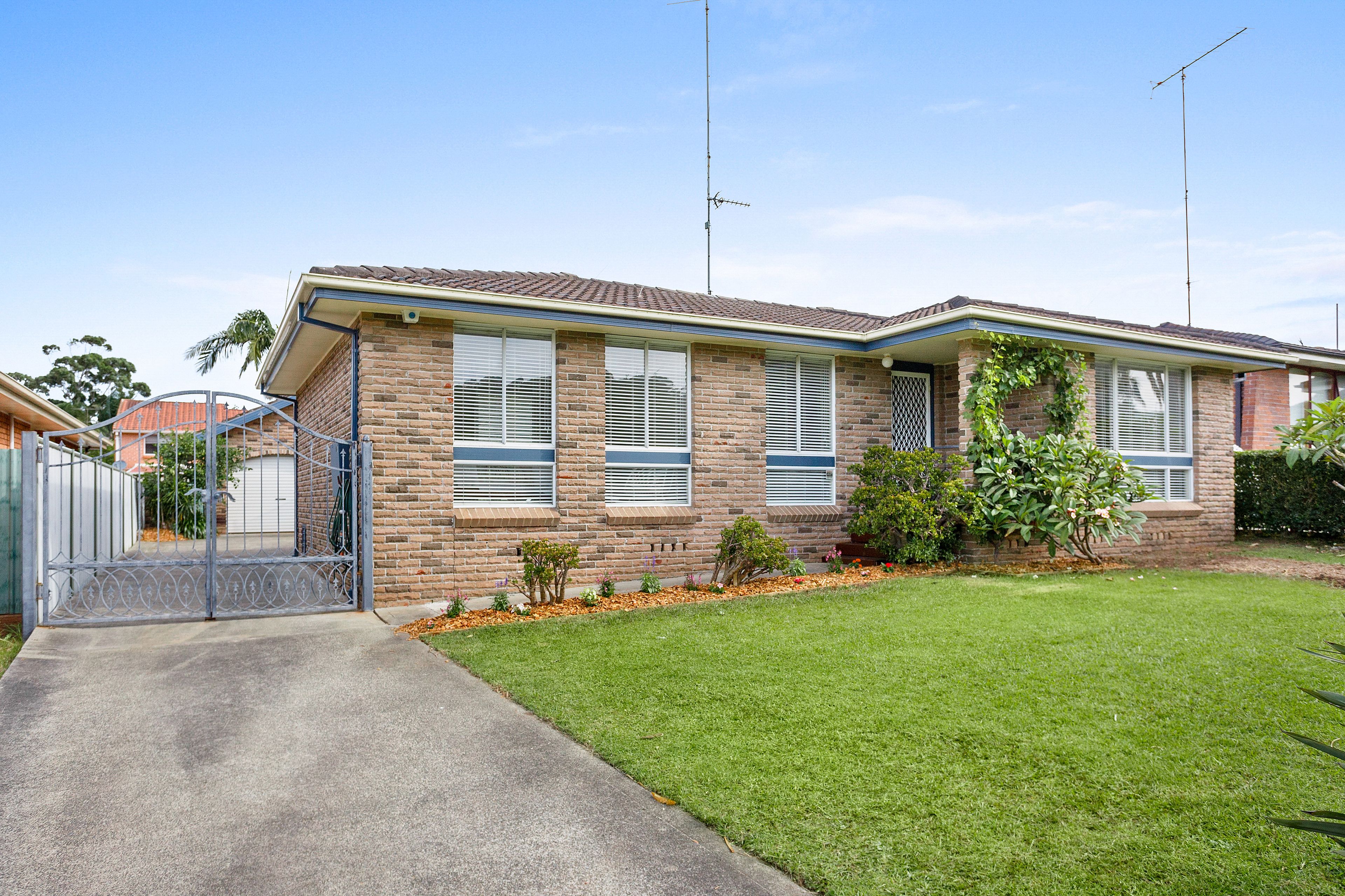 15 COOLAWIN CR, SHELLHARBOUR NSW 2529, 0 habitaciones, 0 baños, House