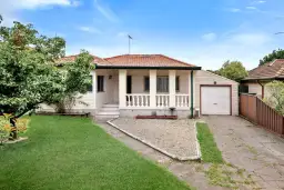 31 & 31A Hoddle Avenue, Bradbury