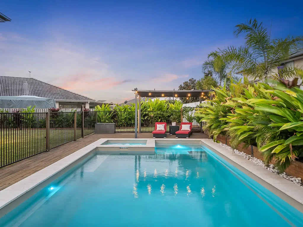 Mango Hill 5Zimmer Ultimate Luxury Lifestyle with Side Access & Resort-Style Pool!