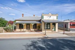 66 Main Street, Strathmerton