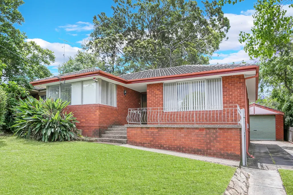 81 Ballandella Road, Toongabbie, NSW 2146